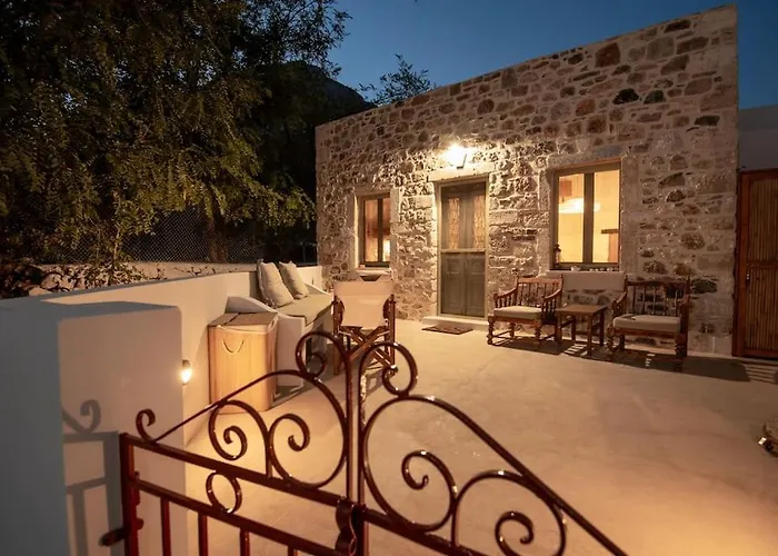 بيت للعطل Theros